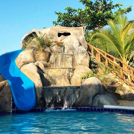 Cabanas Aqua Blue Coveñas Екстериор снимка